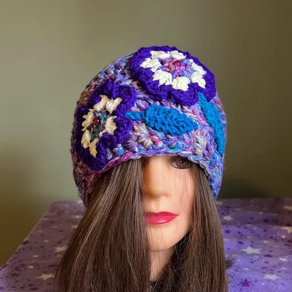 Vibrant Multicolor crochet beanie medium soft colorful acrylic yarn new - Picture 8 of 10